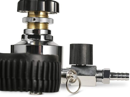 Μέγεθος νήματος W21.8 G5/8 Διπλό μετρητή CO2 Ρυθμιστής μπύρας για βαρέλι μπύρας και δεξαμενή CO2