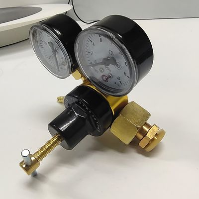 Ρυθμιστής αερίου CO2 για το κόψιμο Βιομηχανία αερίου Πίεση εξόδου 1Mpa Μηχανική ακριβείας